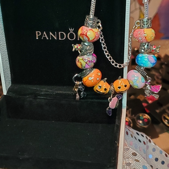 Just In Time For Fall. Pandora Multicolor Beaded Bracelet with Pumpkin Charms - Picture 1 of 11